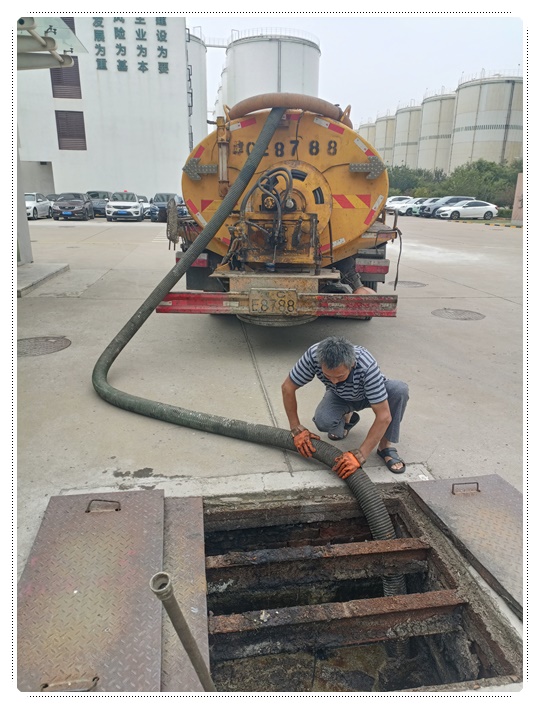 调兵山隔油池清掏